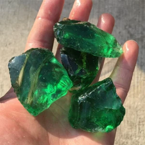 Rohes raues dunkelgrünes farbiges Glas Kristall Mineral Brocken Proben Haus 1 Stück - Bild 1 von 11