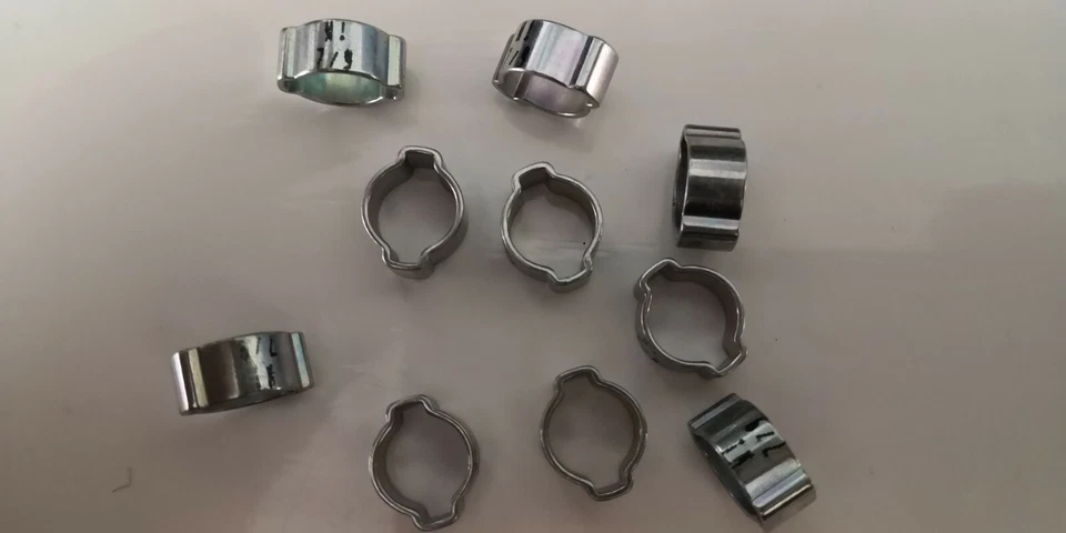 Fascette Stringitubo ferro zincato d. 7-9 mm - Immagine 1 di 1