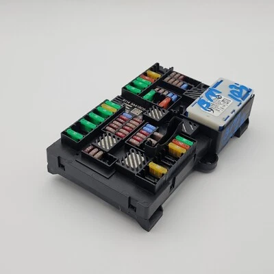 2022 BMW X7 G07 X5 G05 5A41BD5 3.0 Hybrid 259kw Fuse Box Module 5A3EC08 - Image 1 of 4