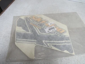 2005 SKI DOO SUMMIT HIGHMARK LEFT HAND SIDE PANEL GRAPHIC STICKER OEM RM-352 - Bild 1 von 3