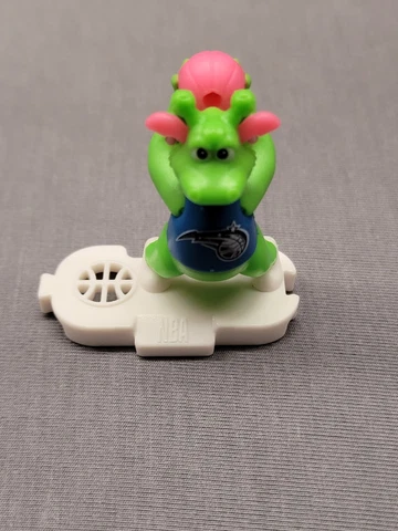 Kinder Joy NBA Mascot Limited Edition 2023 Orlando Magic Cover