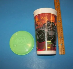 Vintage McDonald's Cup with Mini Frisbee Lid Batman Returns 1992 "Batmobile" - Picture 1 of 3