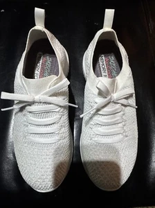 Skechers Womens Sz 7 Ultra Flex Salutations 12843 White Running Shoes Sneakers - Picture 1 of 7