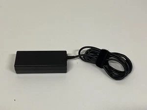 SS9: DELL LA90PM111 AC Power Adapter Charger - Picture 1 of 8