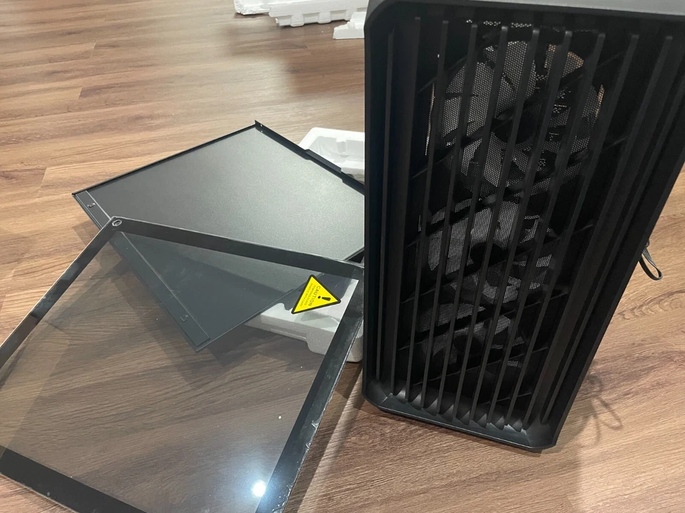 Black Mid Tower Gaming Computer Case, 4XFan Pre-Installed SIZE:8 X 17X 15 #05B - Image 1 of 4