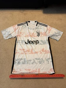 Juventus Jersey Men’s Medium Number 22 - Picture 1 of 6