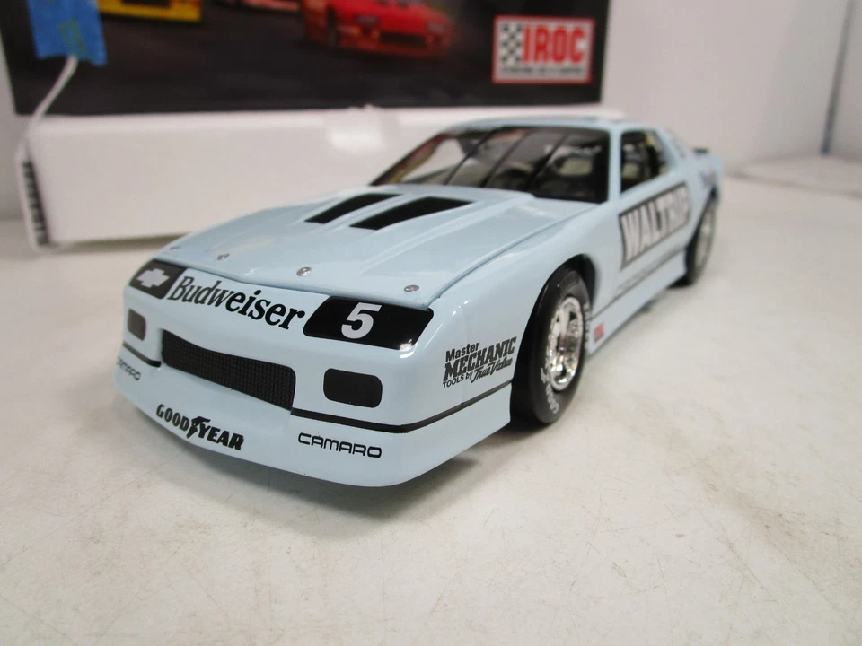 Acción 1/24 Darrell Waltrip #5 True Budweiser 1984 Iroc Xtreme Camaro Z/28 Foto 1 de 4