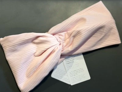 Nueva diadema para mujer Lululemon acanalada Nulu con frente torcido Strwbrry MS empuñaduras antideslizantes Foto 1 de 4