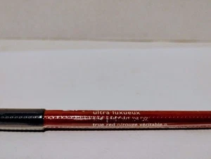 Lápiz delineador de labios Avon Ultra Luxury - rojo verdadero - Imagen 1 de 2