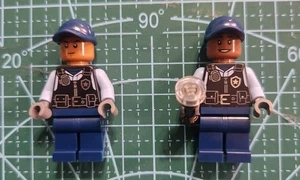 Lego 76300 Batman Arkham Asylum - Officer 1 & 2 - Minifigure with Accessories - Picture 1 of 6