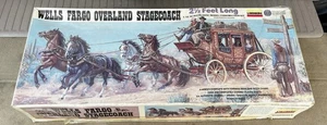 Lindberg Wells Fargo Overland Stagecoach 1:16 Plastic Model construction kit - Picture 1 of 23