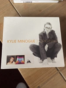 Kylie Minogue 3 Originals - Foto 1 di 3