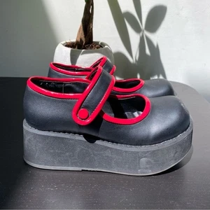 Zapatos Mary Jane Demonia Red Sprite Plataforma Negra con Borde Rojo Talla 7 - Imagen 1 de 14