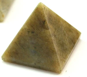 Labradorite Pyramid Polished Crystal 23-26mm Base Approx 1" - Picture 1 of 1