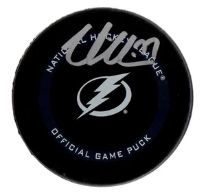 Victor Hedman autographed signed Authentic Puck NHL Tampa Bay Lightning JSA COA - Picture 1 of 3