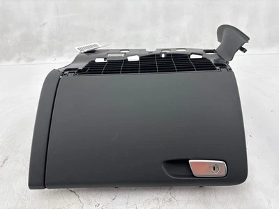 2009 - 2016 Audi A4 S4 painel porta-luvas compartimento de armazenamento fabricante de equipamento original - Imagem 1 de 4