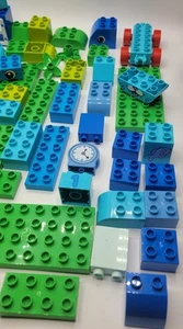Lego Duplo Blöcke Steine 75+ blau grün einige Spezial Auto Rutsche EUC - Bild 1 von 4