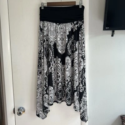 Apt. 9 Falda midi asimétrica de cachemira Y2K para mujer. Blanco y negro. Talla: XL. Foto 1 de 4