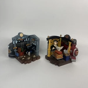Harry Potter Bookends Platform 9 3/4 Hogwarts Express Warner Bros Studio 2000 - Picture 1 of 6