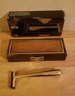 ??1982 Vintage 22 Karat Gold Plated Razor Squire Fine Gifts by Dynamic Classics