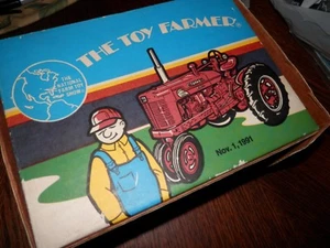 Farmall Super M-Ta Special Edition The Toy Farmer 1/16 Scale Original Paperwork - Picture 1 of 9
