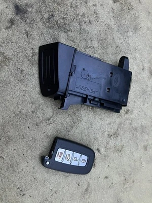 09-12 Hyundai Genesis Conjunto de ranura de soporte de llave de encendido con llave 95490-3M050 OEM Foto 1 de 4