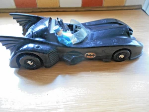 Large DC Comics Batmobile plus  Batman and the Penguin Figures 1989 - Picture 1 of 3