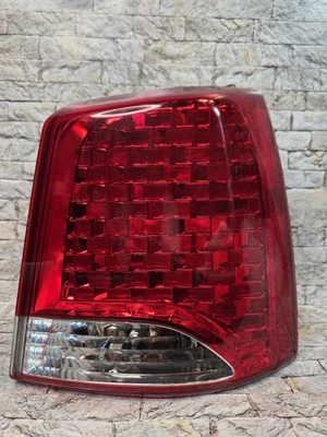 Conjunto de luz trasera LED Kia Sorento 2011-2013 paso lado derecho p753u000 Foto 1 de 4
