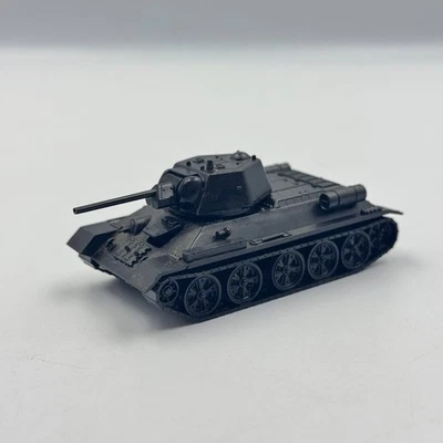 T-34/76 USSR Army Tank WWII for Painting scale 1/87 (H0) - Image 1 of 4