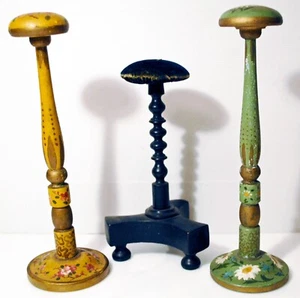 3 pieds anciens pour support de coiffes-utilisés sur tournages de films et théât - Picture 1 of 8