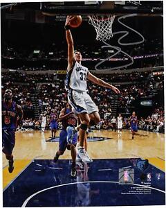 Mike Miller Memphis Grizzlies Signed 8" x 10" Layup Vs. New York Knicks Photo
