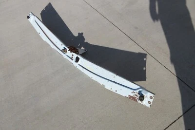 1966 Chrysler Newport HOOD LATCH AND SUPPORT BRACE Foto 1 de 4