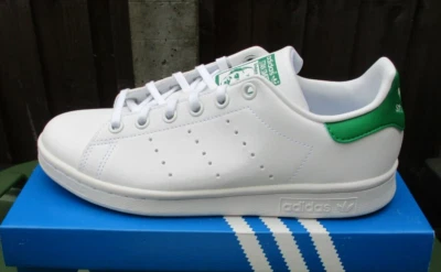 Junior Adidas Trainers Stan Smith Originals White, Green UK 4 Ladies New In Box - Image 1 of 4