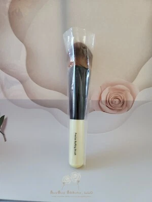 Bobbi Brown Precise Buffing Brush New No Box Foto 1 de 2