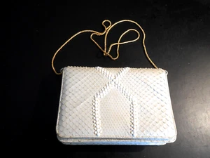 VINTAGE GRETA-WHITE COBRA SKIN/BEADING SHOULDER BAG WITH GOLD CHAIN-6" X 4 1/2" - Picture 1 of 3