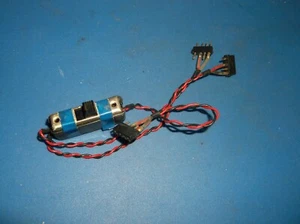 WORLD ENGINES RADIO CONTROL EMPFÄNGERSCHALTER SCHÖNER ZUSTAND. - Bild 1 von 2