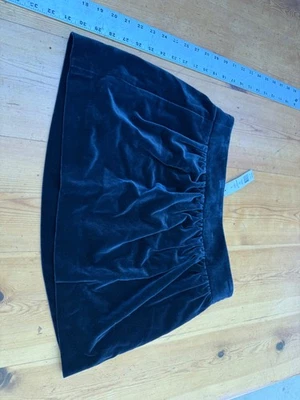 Mini Velvet Skirt Size 2.  Theory  nwt m10 - Image 1 of 4