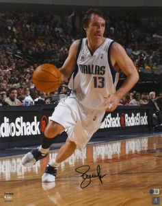 Steve Nash Autographed Dallas Mavericks 16x20 Drive Photo - Beckett W Hologram - Picture 1 of 2