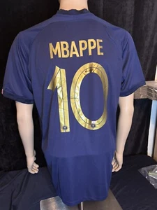 Von Kylian Mbappe signiertes Frankreich Pro Style Fußball Trikot mit Echtheitszertifikat - ANSEHEN! - Bild 1 von 6