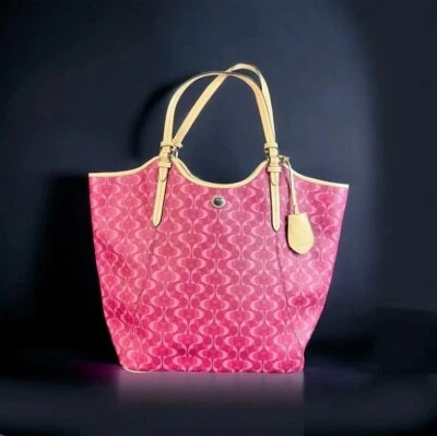 Coach Peyton Dream F25522 Bolso de Mano Cartera Bolso Burdeos Rosa y Logo $360 Foto 1 de 4