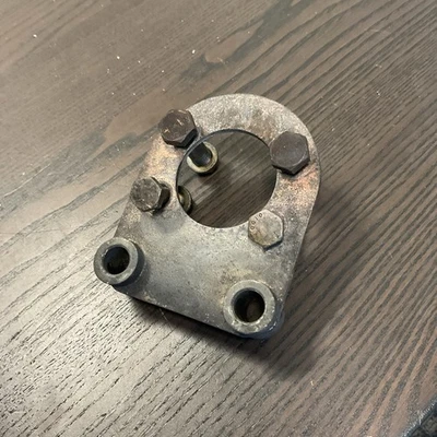 Placa de par Cleveland P/N 075-03700 Cessna 150 Foto 1 de 4