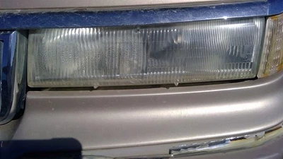 Driver Left Headlight Fits 92-94 GRAND MARQUIS 289454 - Image 1 of 4