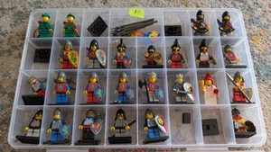 Vintage Lego Knights Minifigures Lot (25) - Picture 1 of 7
