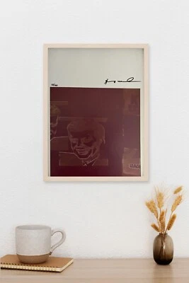 ANDY WARHOL ORIGINAL SIGNED PRINT, COA AND APPRAISAL FOR $3,500 USD. - Image 1 of 4