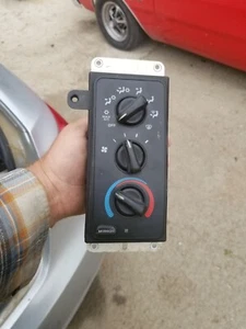 1998 Dodge Ram 1500 2500 3500 Heater A/C Climate Control Unit Module OEM Mopar - Picture 1 of 5