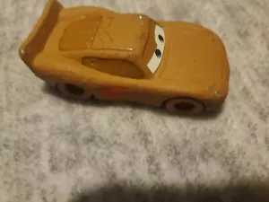 Disney Pixar Cars MCQUEEN CHESTER WHIPPLEFILTER CRAZY 8 1.55 Diecast TOKYO DRIFT - Picture 1 of 4