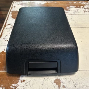 GENUINE 04-08 Ford F-150 Center Console Lid Top Armrest Arm Rest Black - Foto 1 di 10