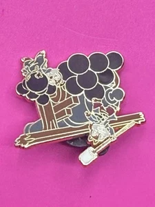 2009 - DISNEY Parks Trading Pin - CHIP and DALE - PIRATES with CANNON and BALLS - Picture 1 of 2