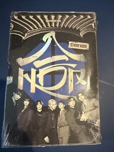 Stray Kids - HOP (HIPTAPE Ver.) (CD) Photobook Album - NEW SEALED !!! - Foto 1 di 4