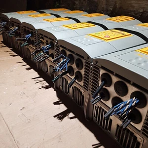 Gebrauchter Frequenzumformer 690-432120B0-BF0P00-A400 EXPEDITED SHIPPING - Bild 1 von 3